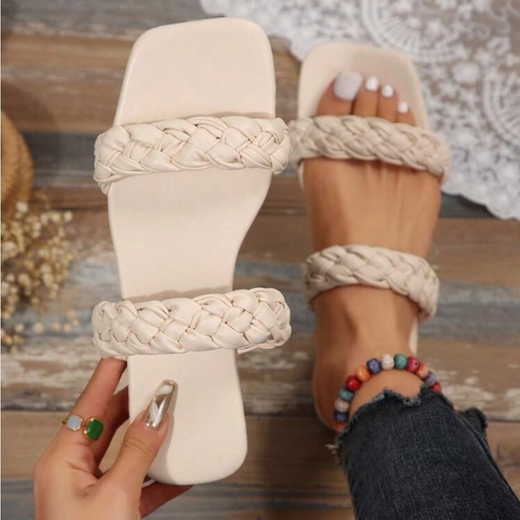 Rebellious Rose Shoes - New Summer Women's Woven Korean Style Daily Casual Flat Sandals